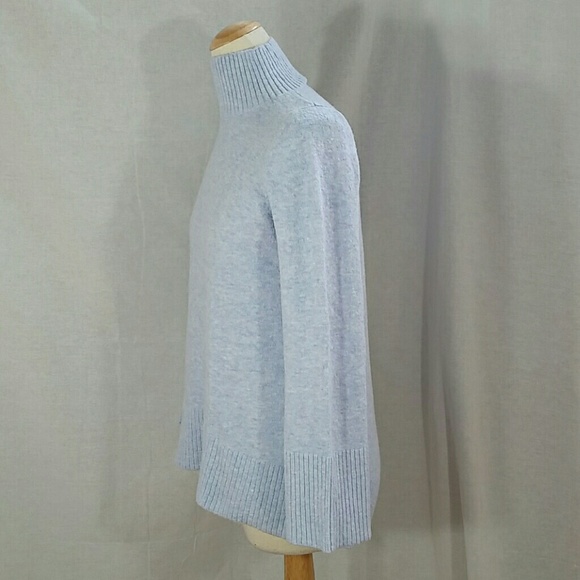 LOFT light blue sweater - Picture 2 of 7